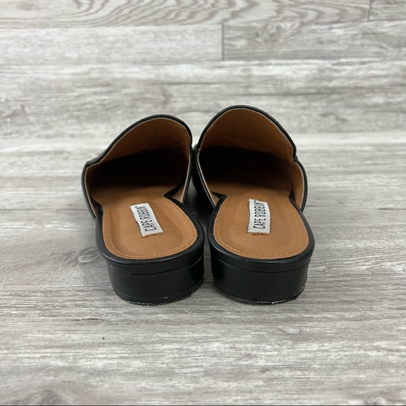 Cape Robbin Black Loafer with embroidered Rose - Picture 2 of 6